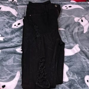 Super cute black skinny jeans